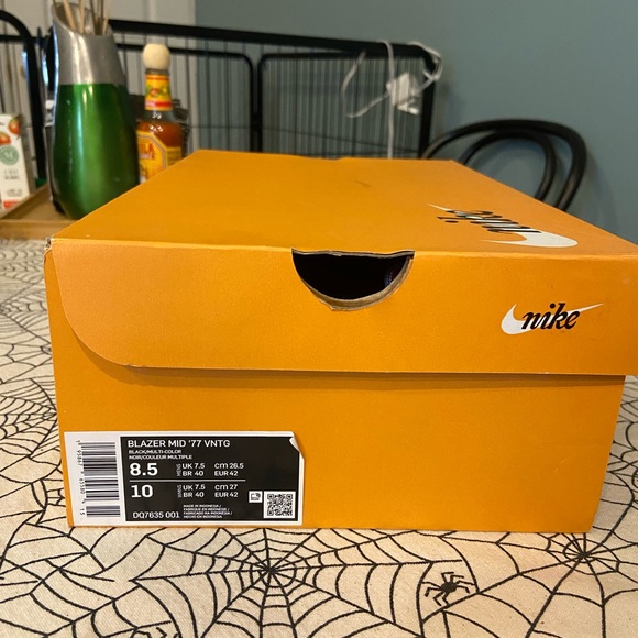 Nike Blazer Mid size 8.5m / 10w Cleveland rocks Black White classic distressed - Picture 3 of 6